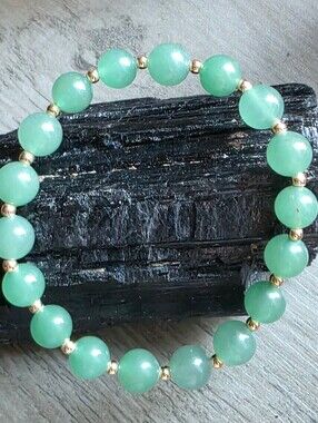 Green Aventurine Beaded Stretch Bracelet with 14k Gold Plated Spacer | 8mm